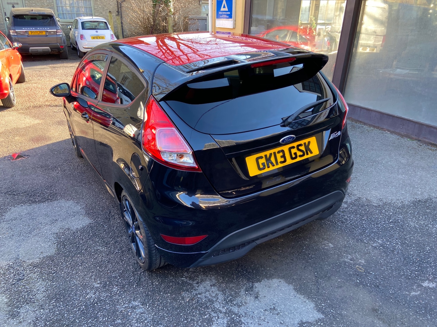 Used Ford Fiesta 2015 for sale - 77943537: Photo 4