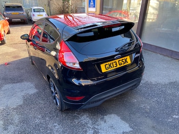 Used Ford Fiesta 2015 for sale - 77943537: Photo