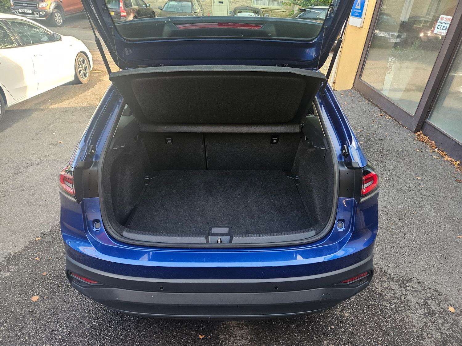 Used Volkswagen Taigo 2023 for sale - 76025501: Photo 9