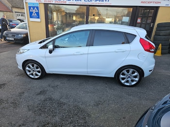 Used Ford Fiesta 2012 for sale - 77774348: Photo