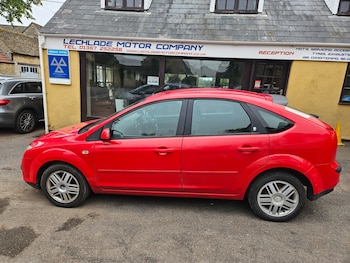 Used Ford Focus 2005 for sale - 75554591: Photo