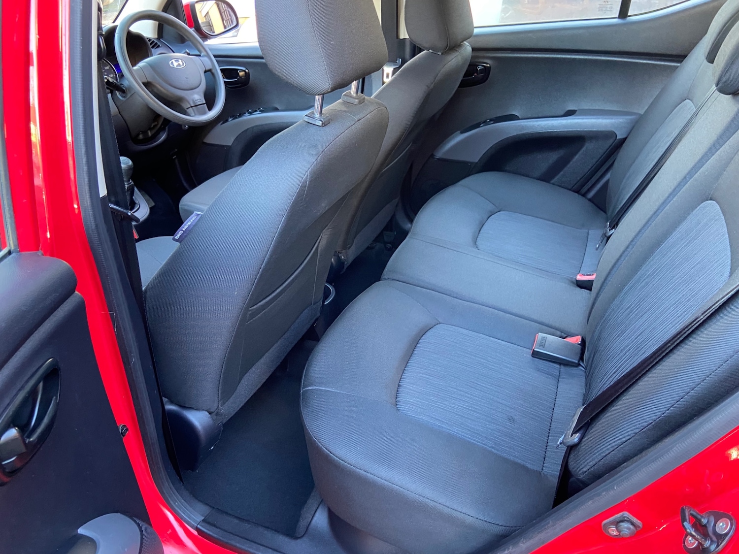 Used Hyundai i10 2012 for sale - 77921075: Photo 11