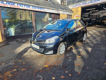 Toyota - Yaris
