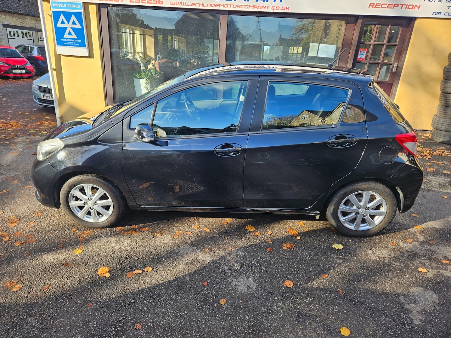 Used Toyota Yaris 2013 for sale - 76347391: Photo 9