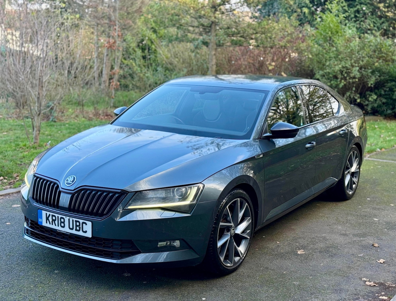 Used Skoda Superb 2018 for sale - 76638613: Photo 3
