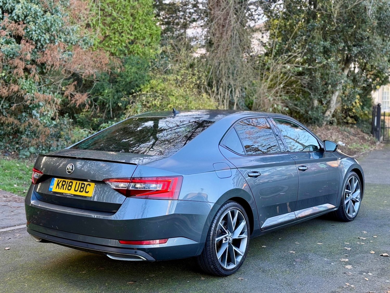 Used Skoda Superb 2018 for sale - 76638613: Photo 4