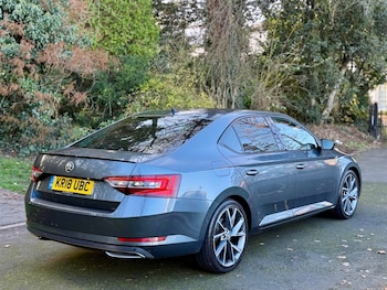 Used Skoda Superb 2018 for sale - 76638613: Photo