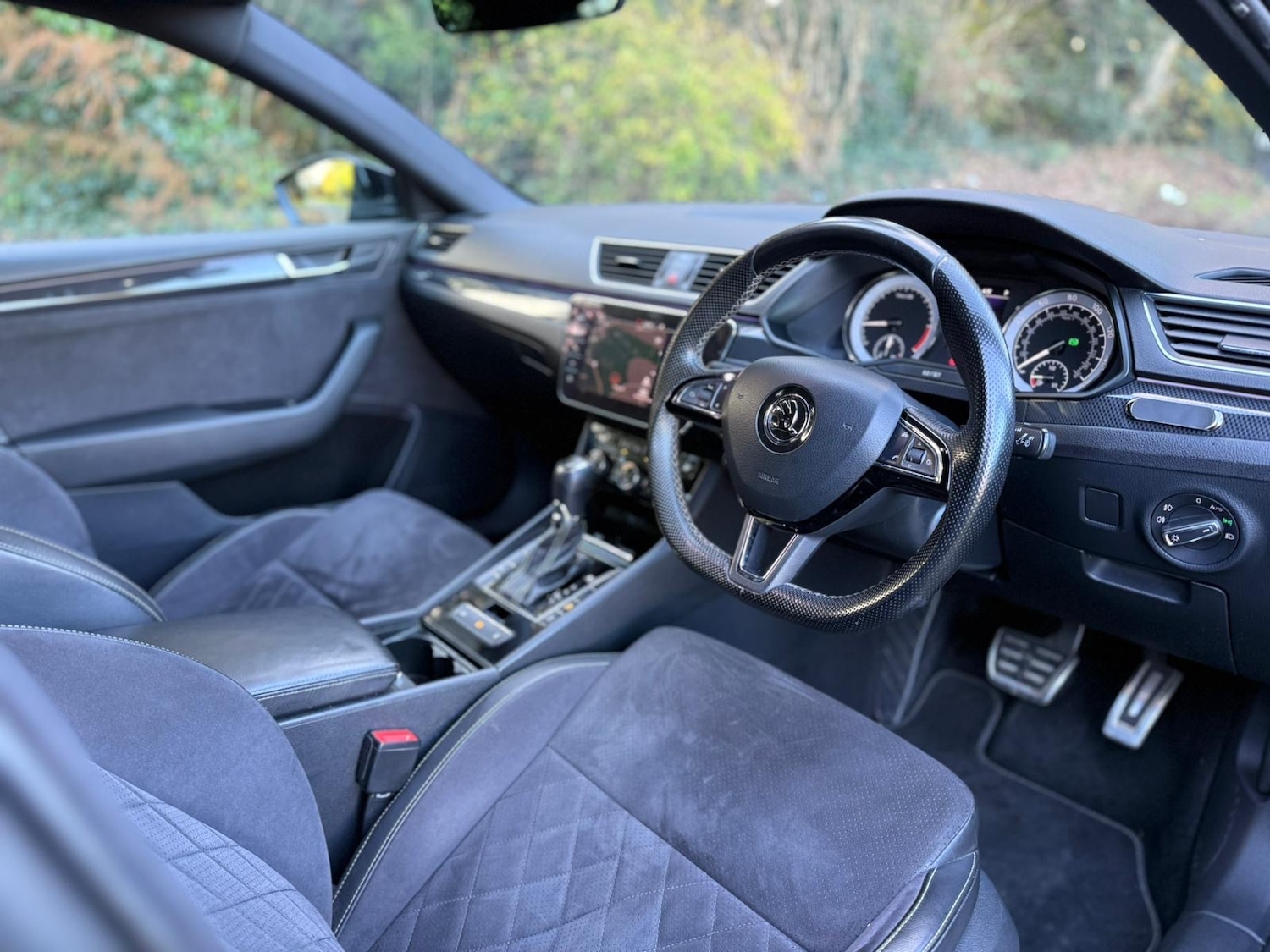 Used Skoda Superb 2018 for sale - 76638613: Photo 9