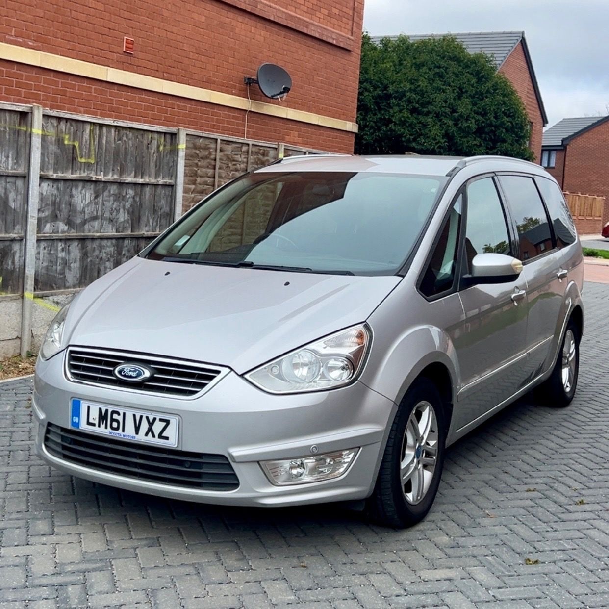 Used Ford Galaxy 2011 for sale - 76631080: Photo 3