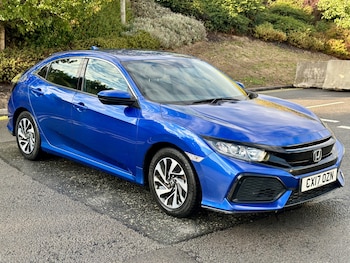 Used Honda Civic 2017 for sale - 76134345: Photo