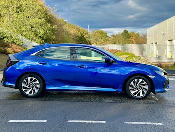 Used Honda Civic 2017 for sale - 76134345: Photo