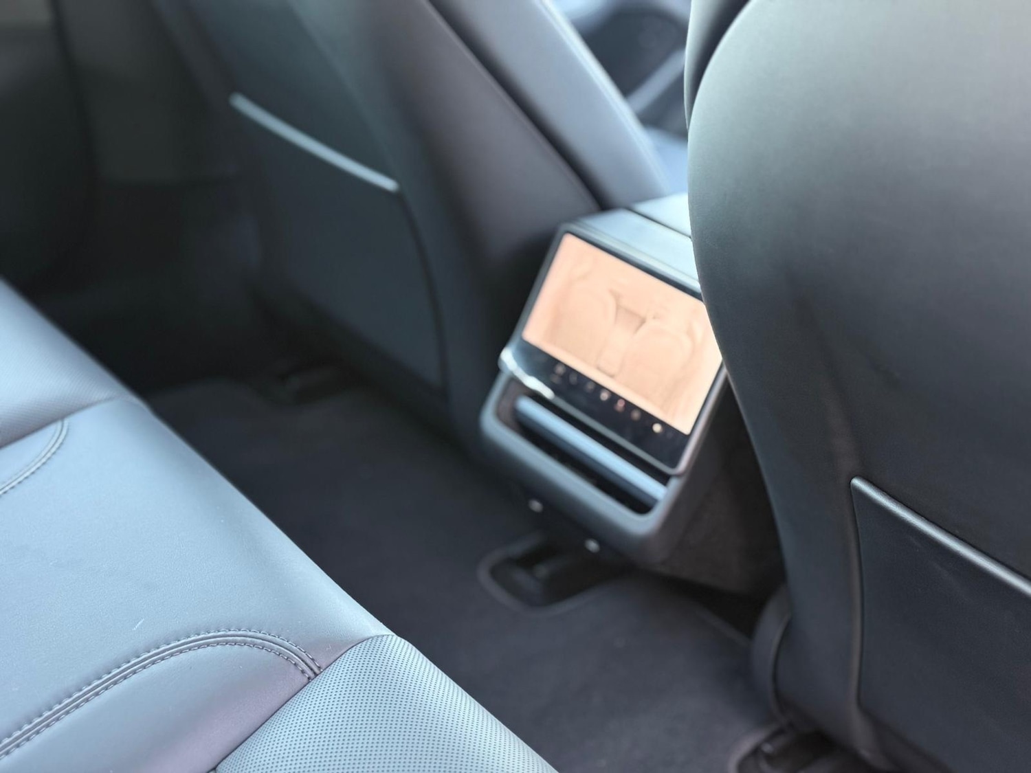 Used Tesla Model 3 2024 for sale - 76631095: Photo 15