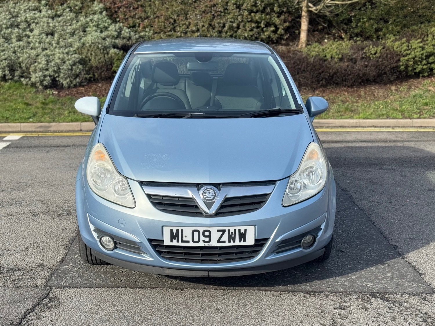 Used Vauxhall Corsa 2009 for sale - 77584768: Photo 2