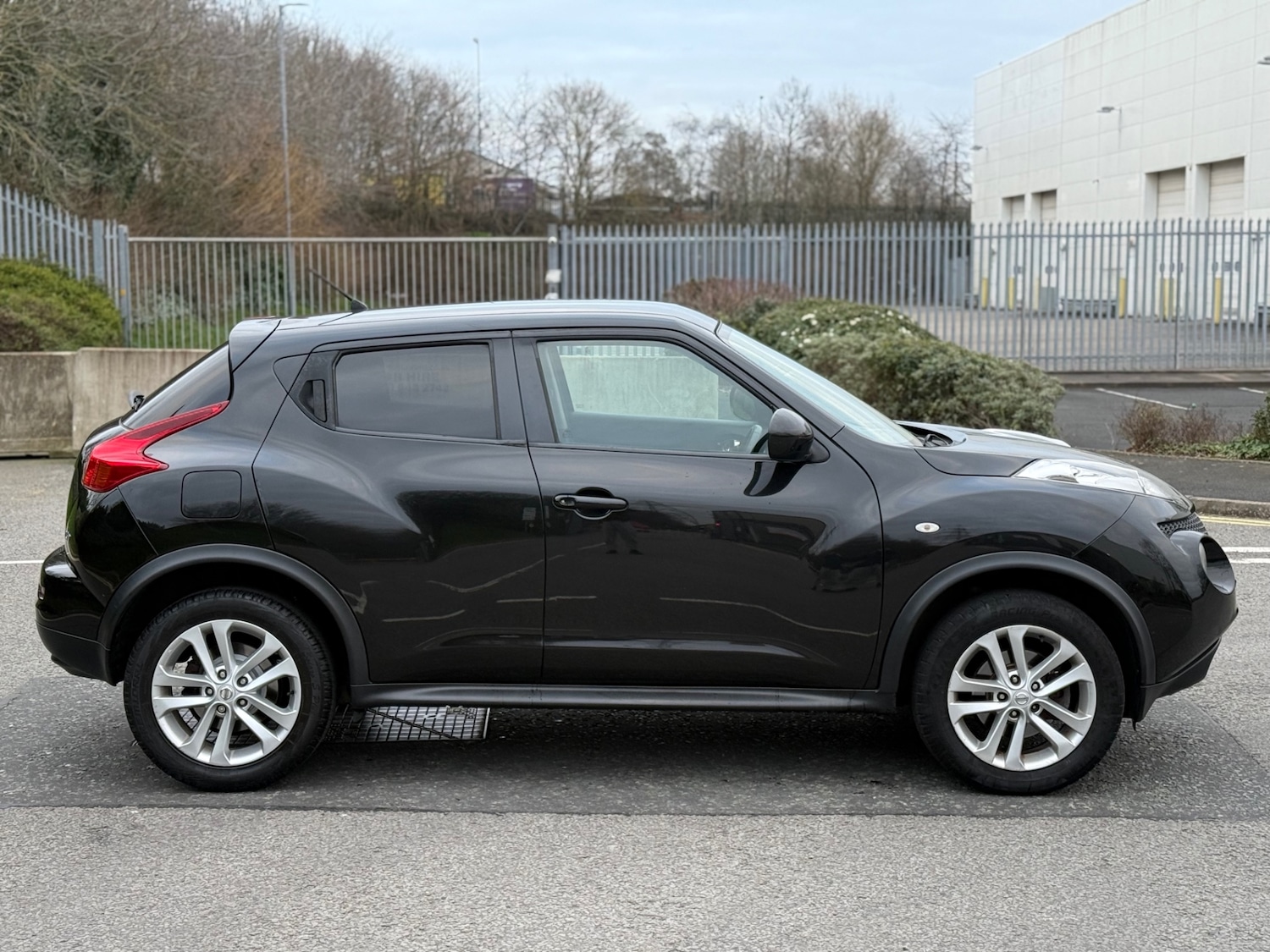 Used Nissan Juke 2011 for sale - 77755212: Photo 4