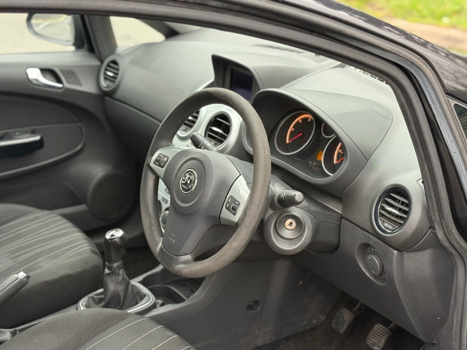 Used Vauxhall Corsa 2009 for sale - 77543381: Photo 7