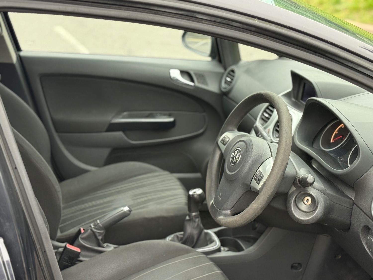 Used Vauxhall Corsa 2009 for sale - 77543381: Photo 8