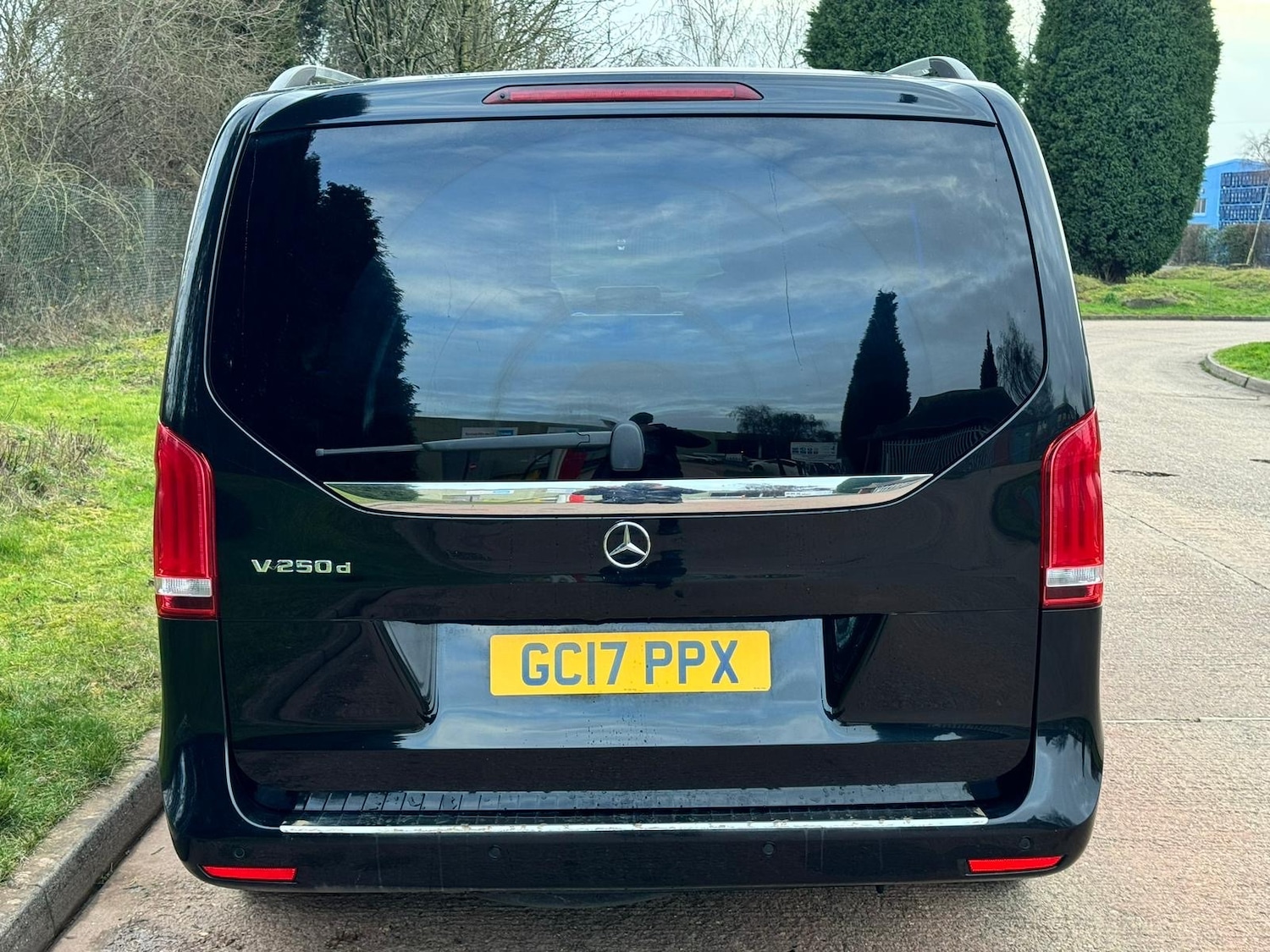 Used Mercedes-Benz V-Class 2017 for sale - 77310766: Photo 6