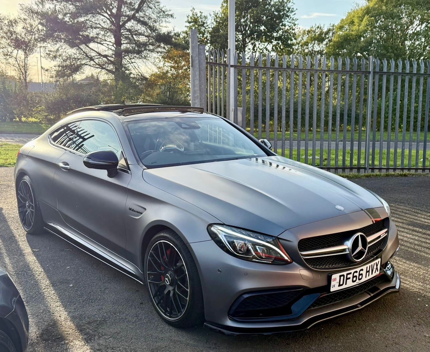 Used Mercedes-Benz C Class 2016 for sale - 76688487: Photo 2