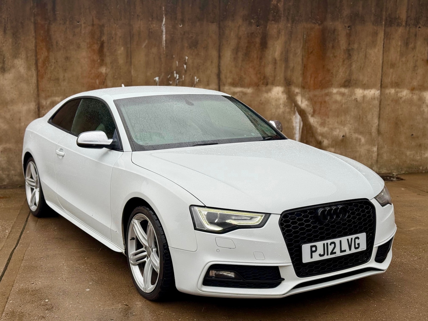 Used Audi A5 2012 for sale - 76817432: Photo 1