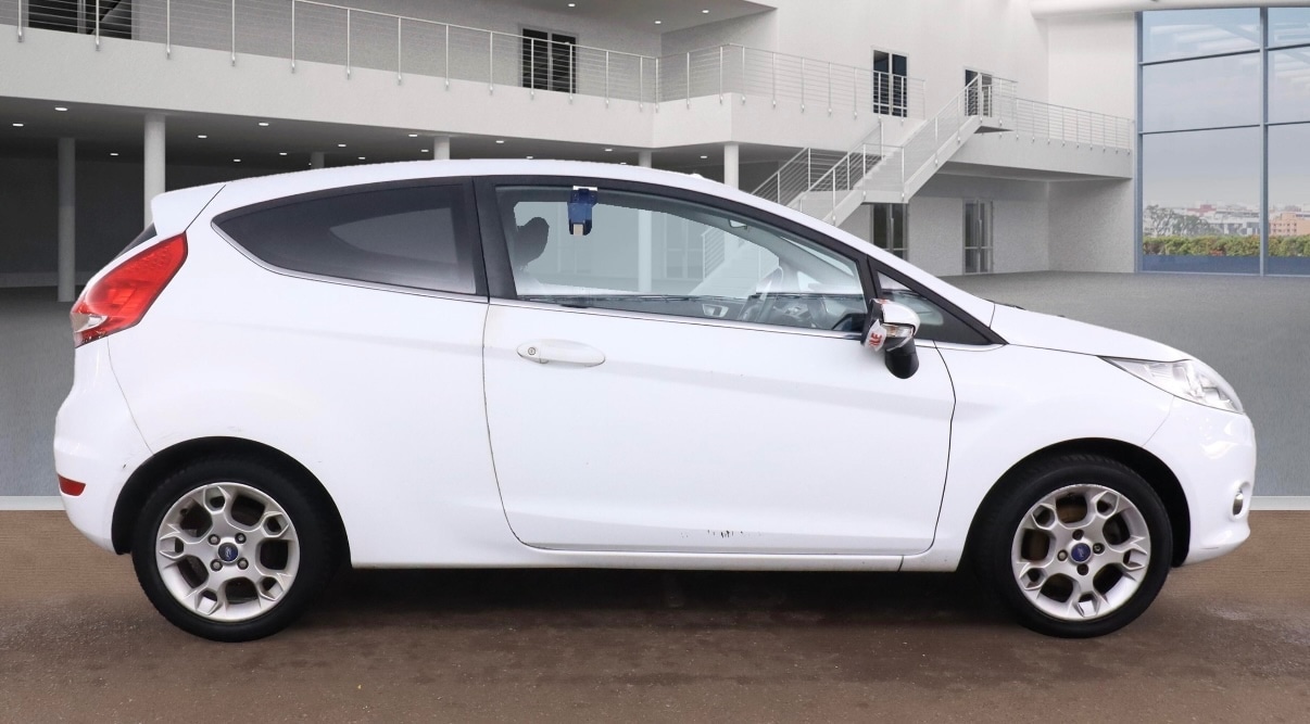 Used Ford Fiesta 2012 for sale - 76421925: Photo 5