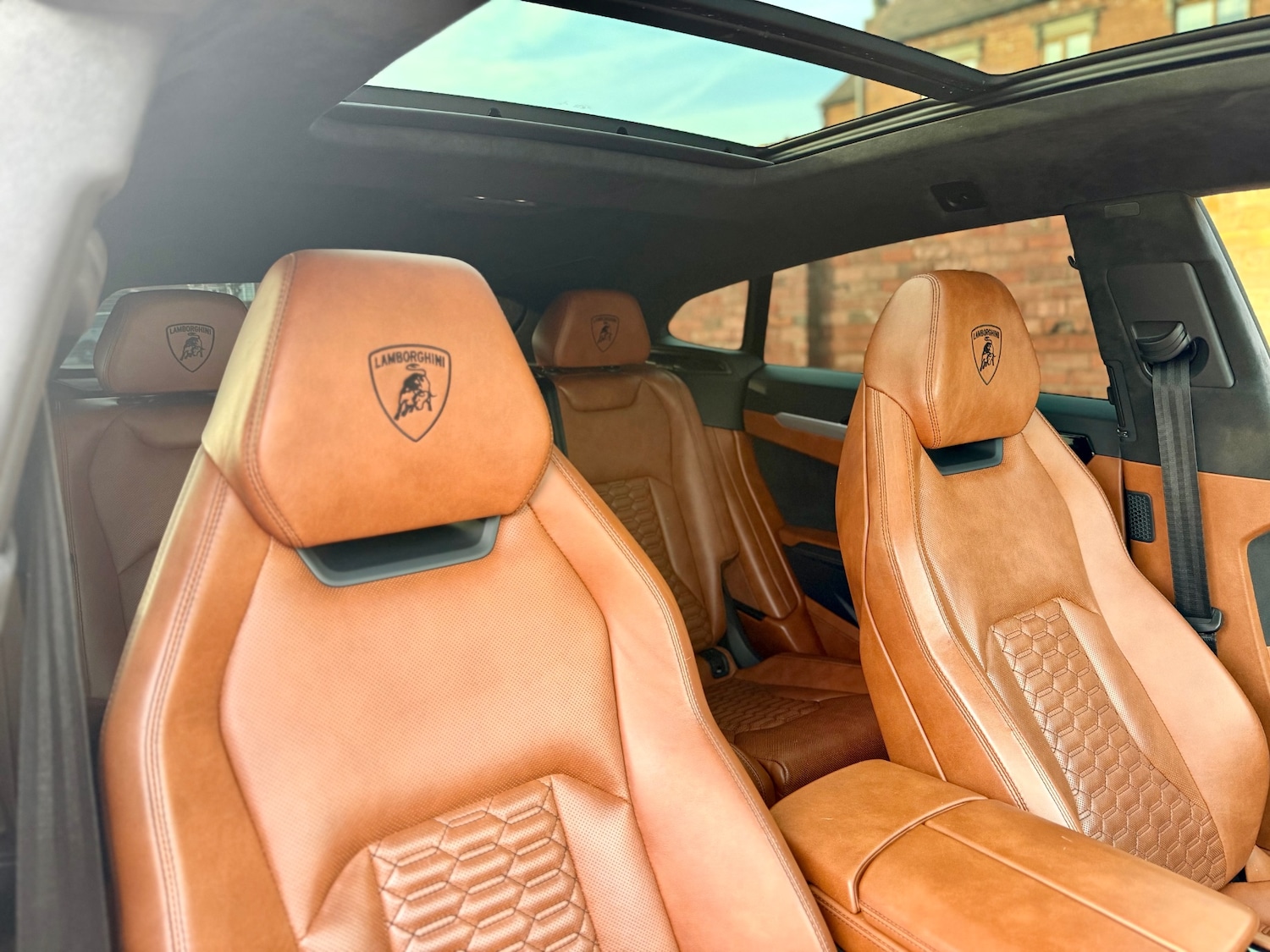 Used Lamborghini Urus 2019 for sale - 77976760: Photo 22