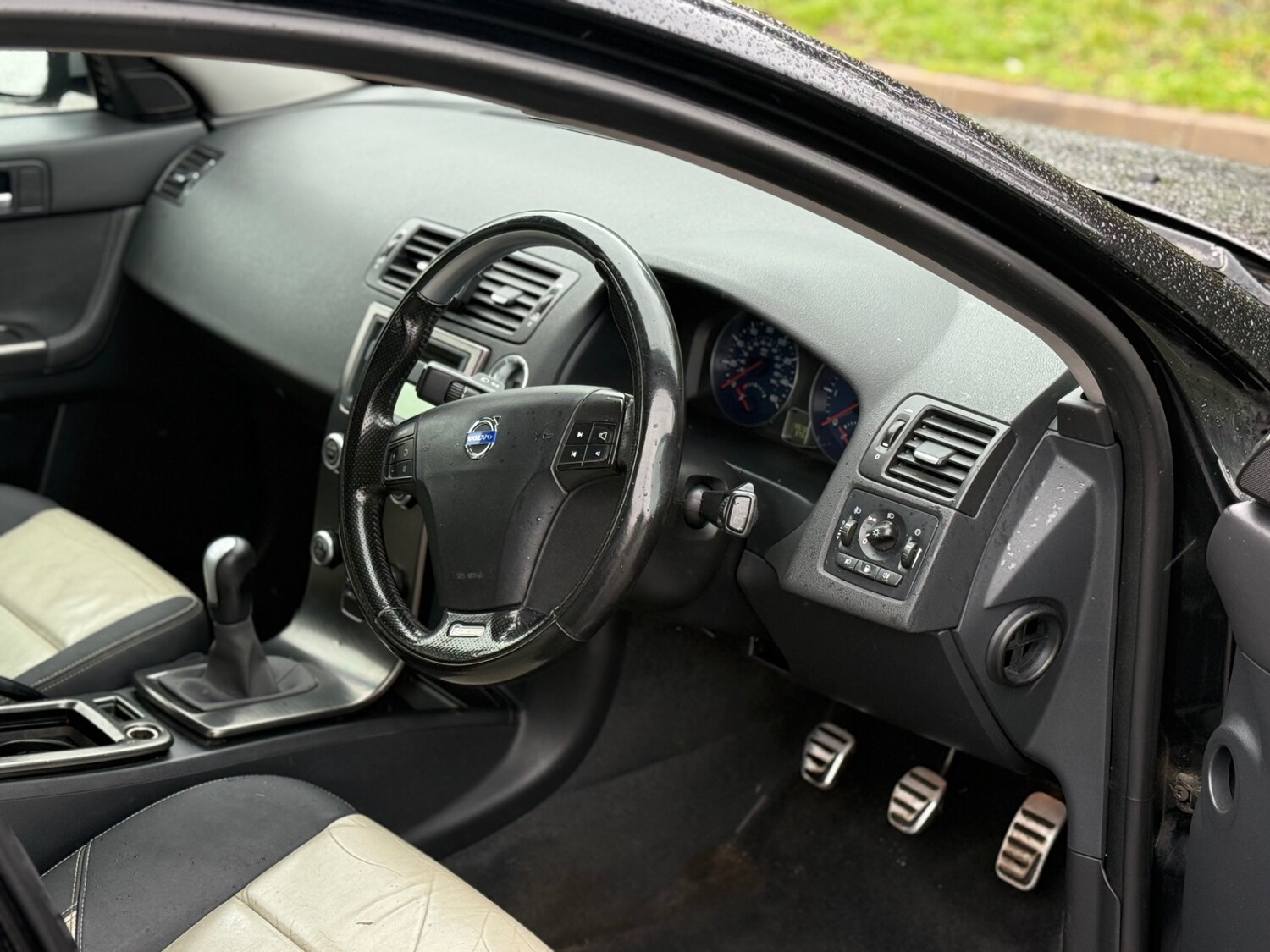 Used Volvo V50 2010 for sale - 77584766: Photo 7