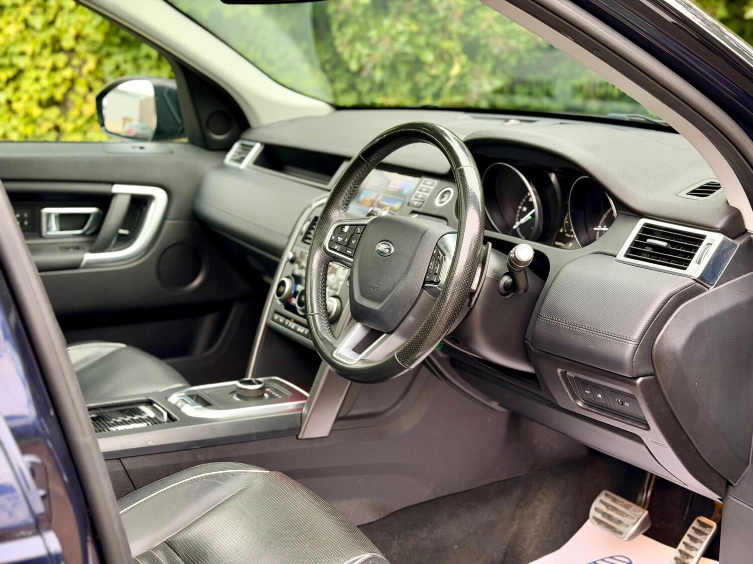 Used Land Rover Discovery Sport 2017 for sale - 78107393: Photo 12