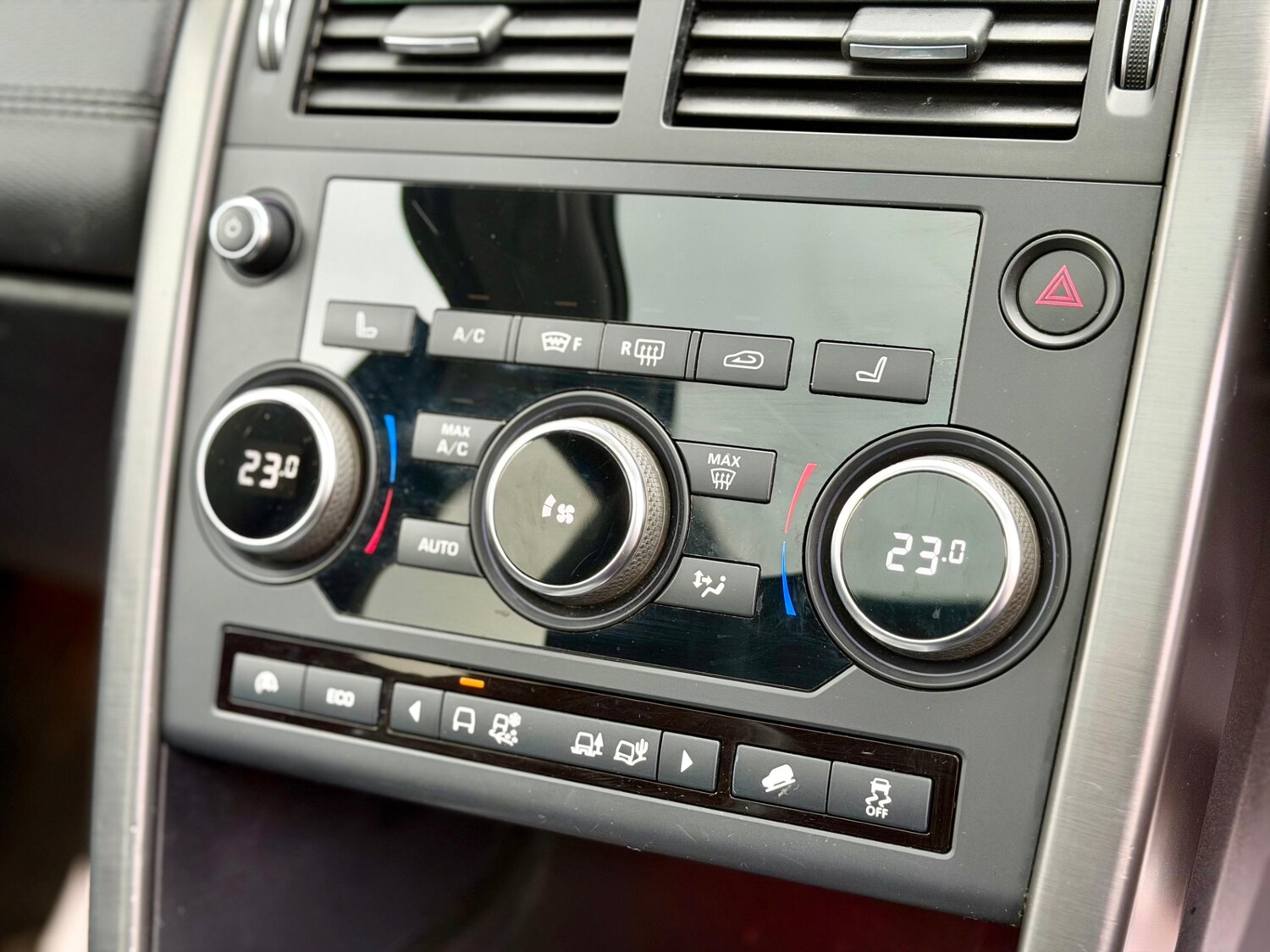 Used Land Rover Discovery Sport 2017 for sale - 78107393: Photo 19