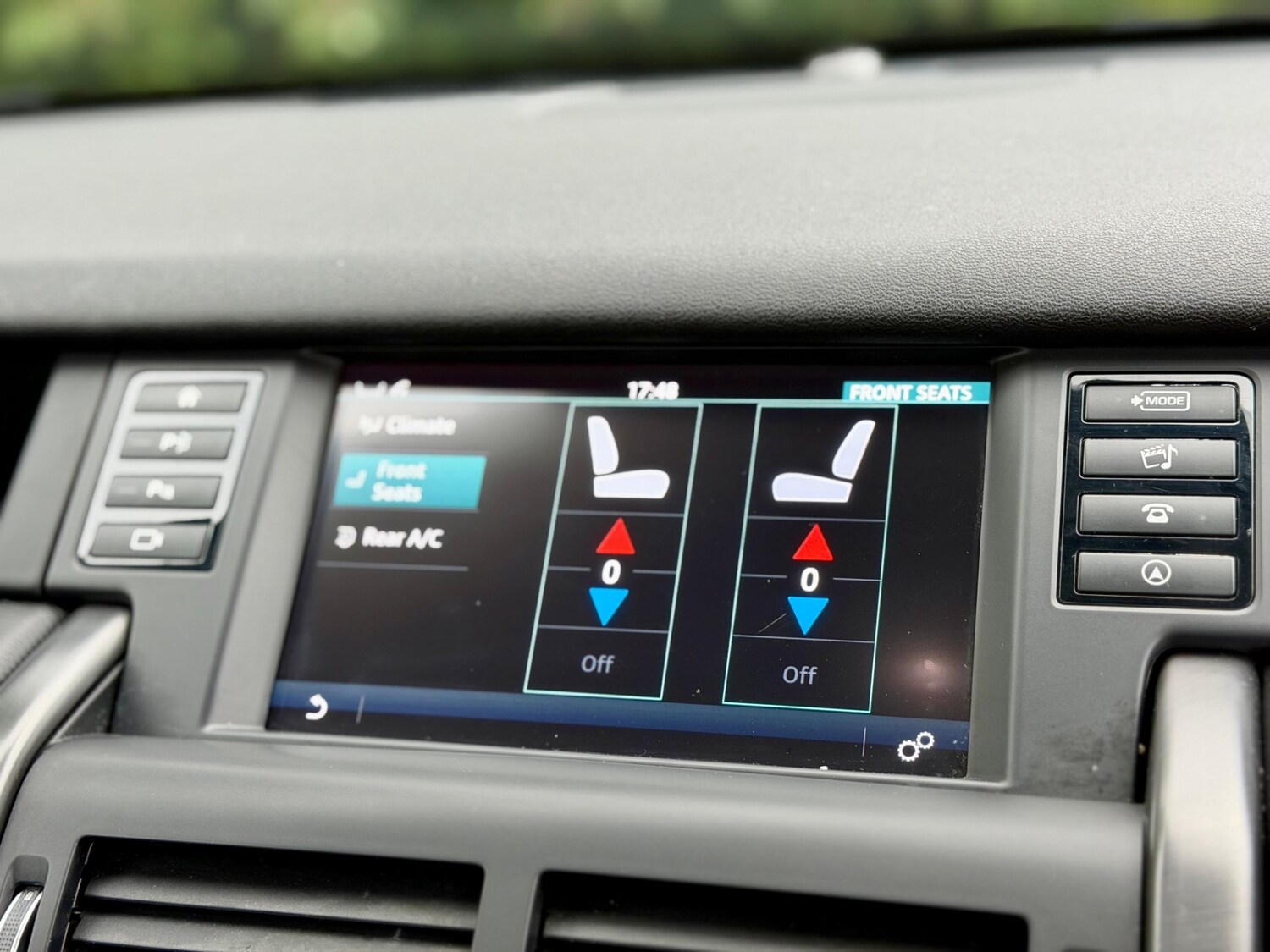 Used Land Rover Discovery Sport 2017 for sale - 78107393: Photo 21