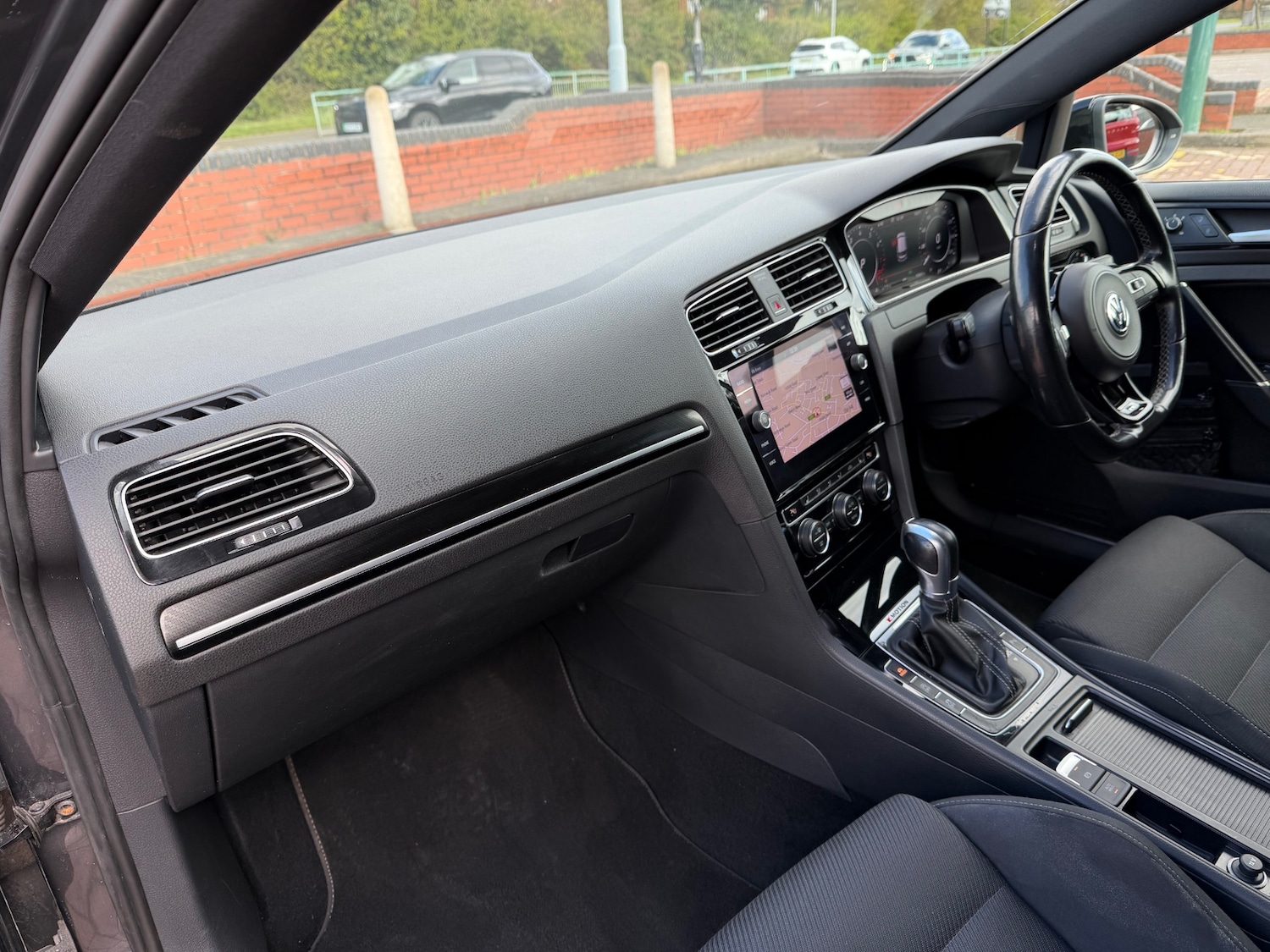 Used Volkswagen Golf 2018 for sale - 78117079: Photo 15