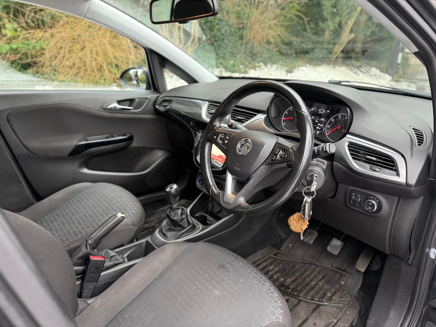 Used Vauxhall Corsa 2015 for sale - 77363555: Photo 10