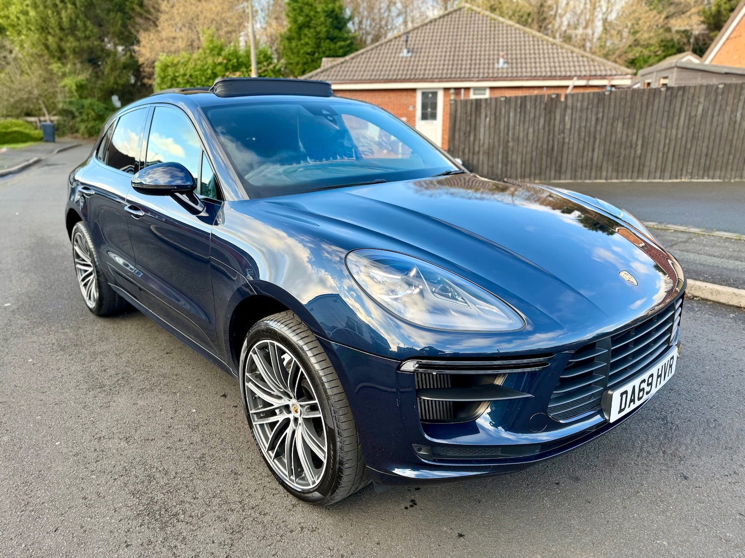 Used Porsche Macan 2019 for sale - 77438515: Photo 3