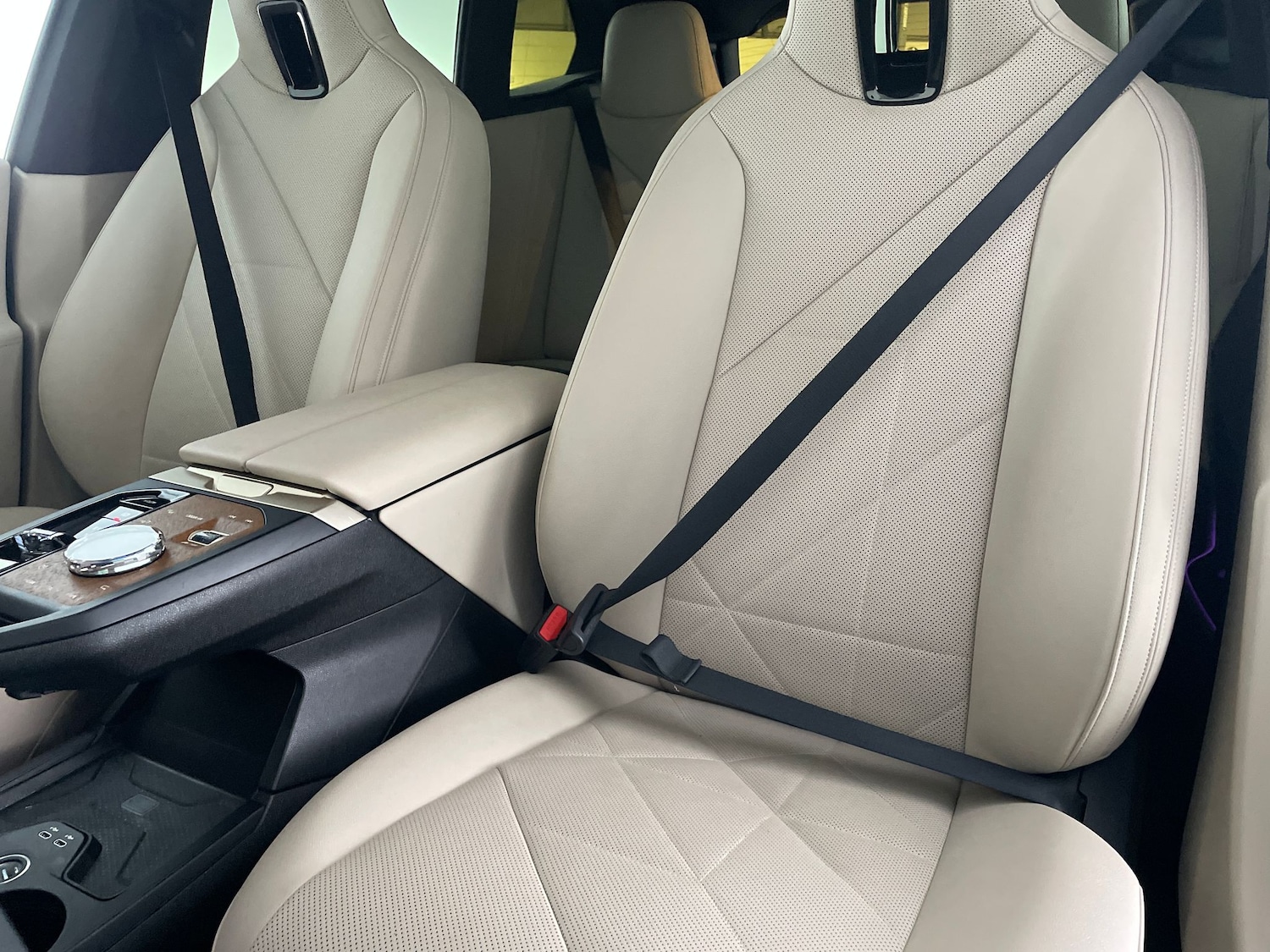 Used BMW iX 2022 for sale - 76928352: Photo 8