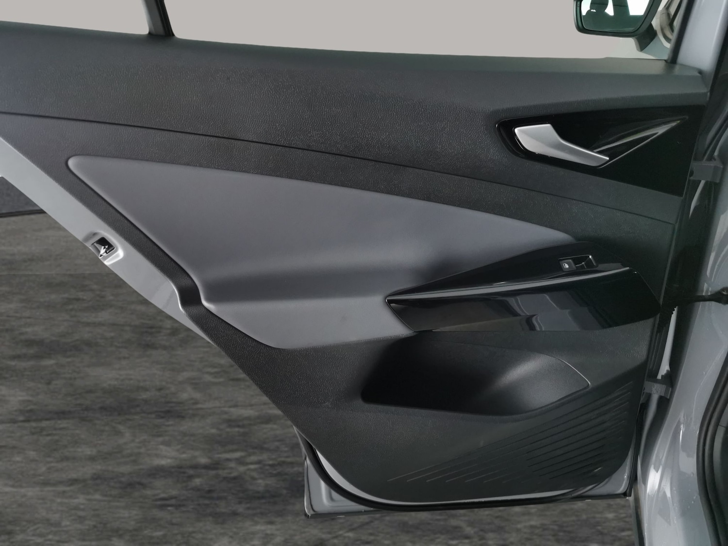 Used Volkswagen ID.4 2023 for sale - 76507965: Photo 30