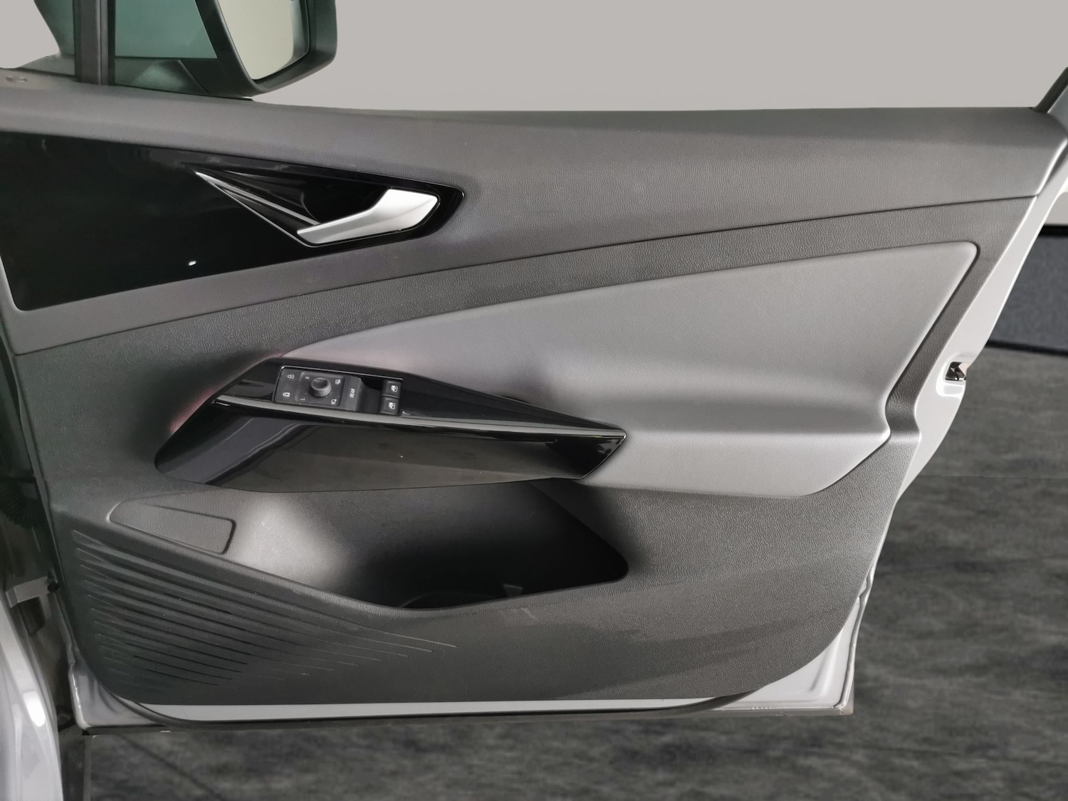 Used Volkswagen ID.4 2023 for sale - 76507965: Photo 32