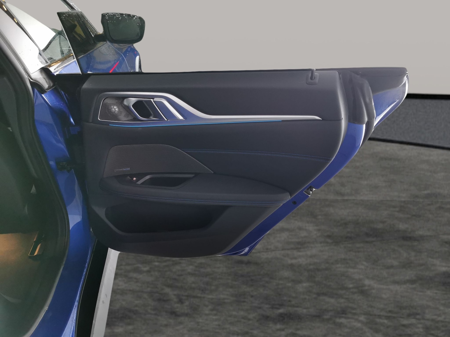 Used BMW i4 2024 for sale - 77186739: Photo 36