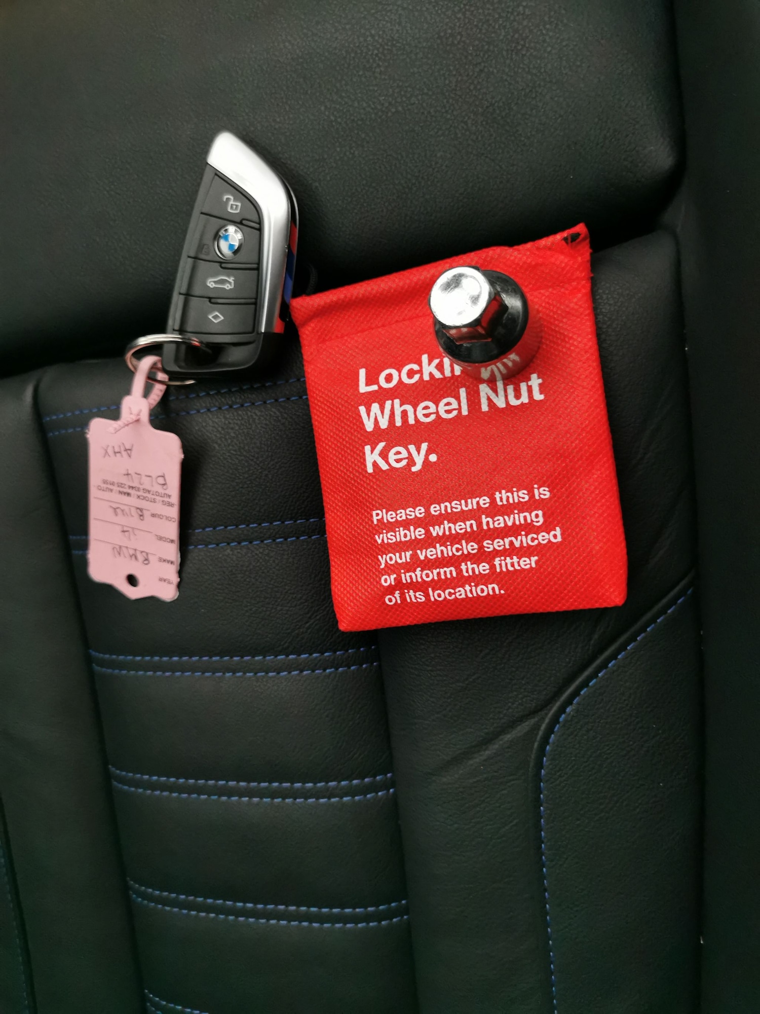 Used BMW i4 2024 for sale - 77186739: Photo 37