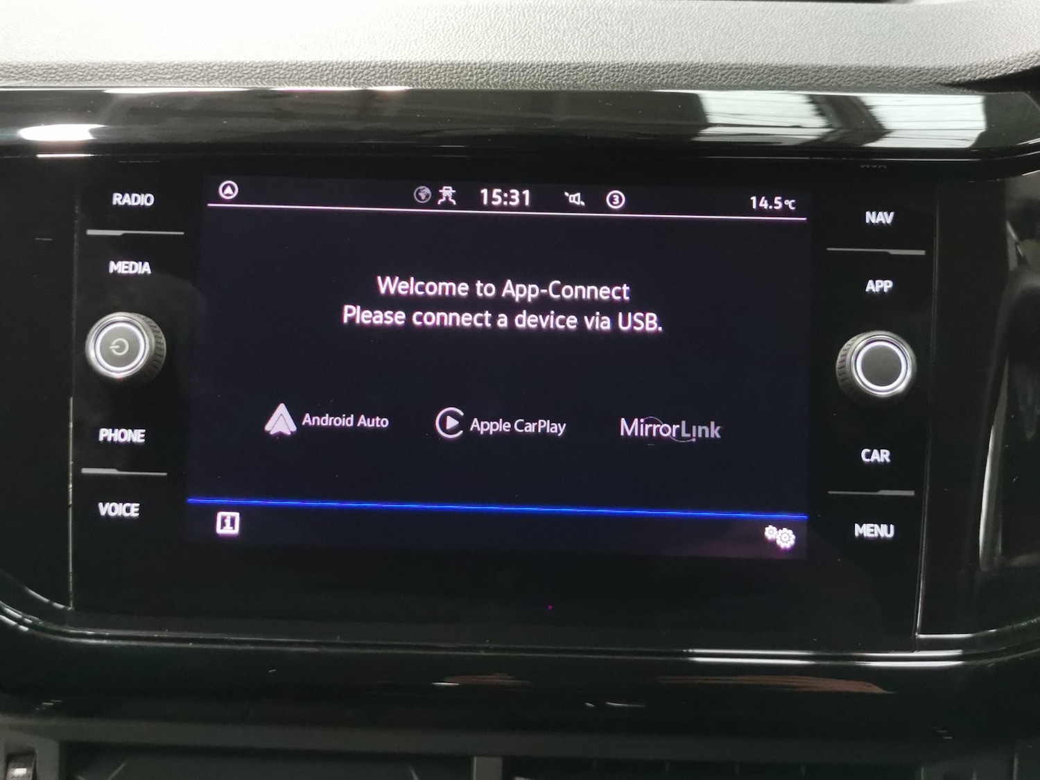 Used Volkswagen T-Cross 2022 for sale - 76545110: Photo 14