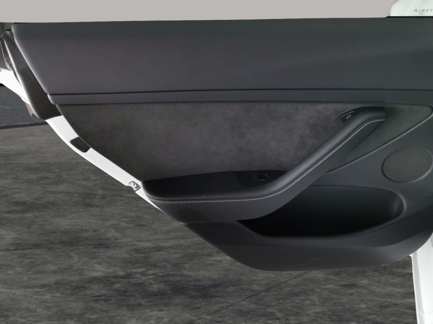 Used Tesla Model 3 2023 for sale - 77043309: Photo 30