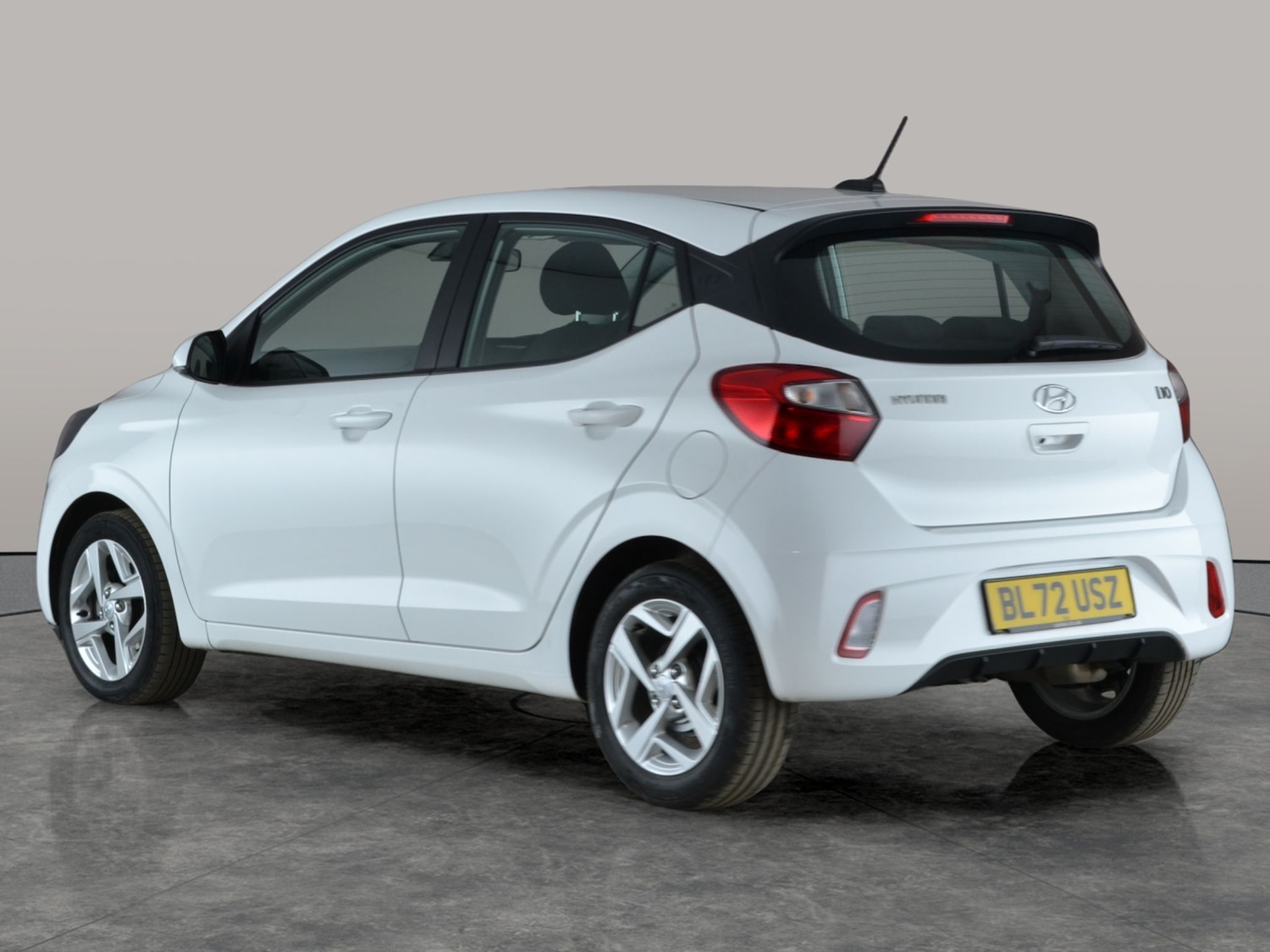 Used Hyundai i10 2022 for sale - 77196252: Photo 12