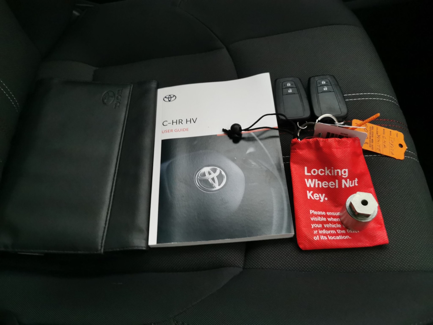 Used Toyota C-HR 2023 for sale - 76862167: Photo 29