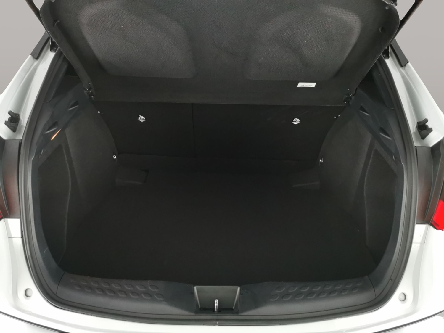 Used Toyota C-HR 2023 for sale - 76862167: Photo 31