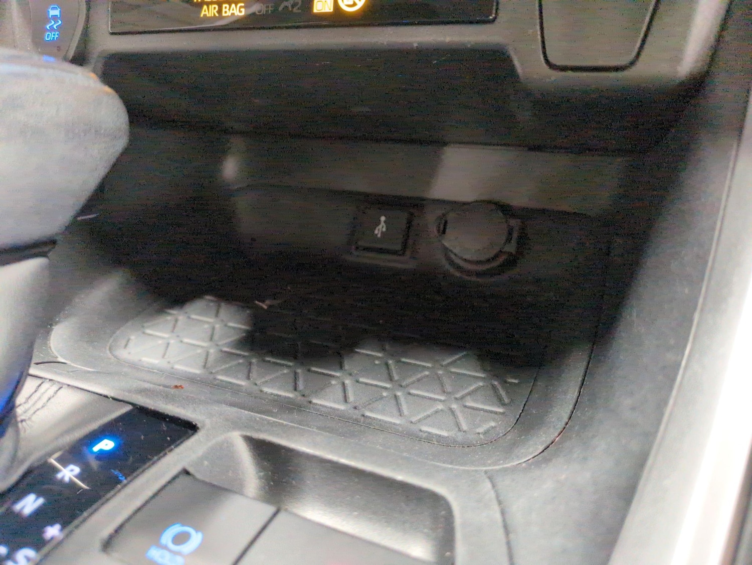 Used Toyota RAV4 2022 for sale - 76105250: Photo 21
