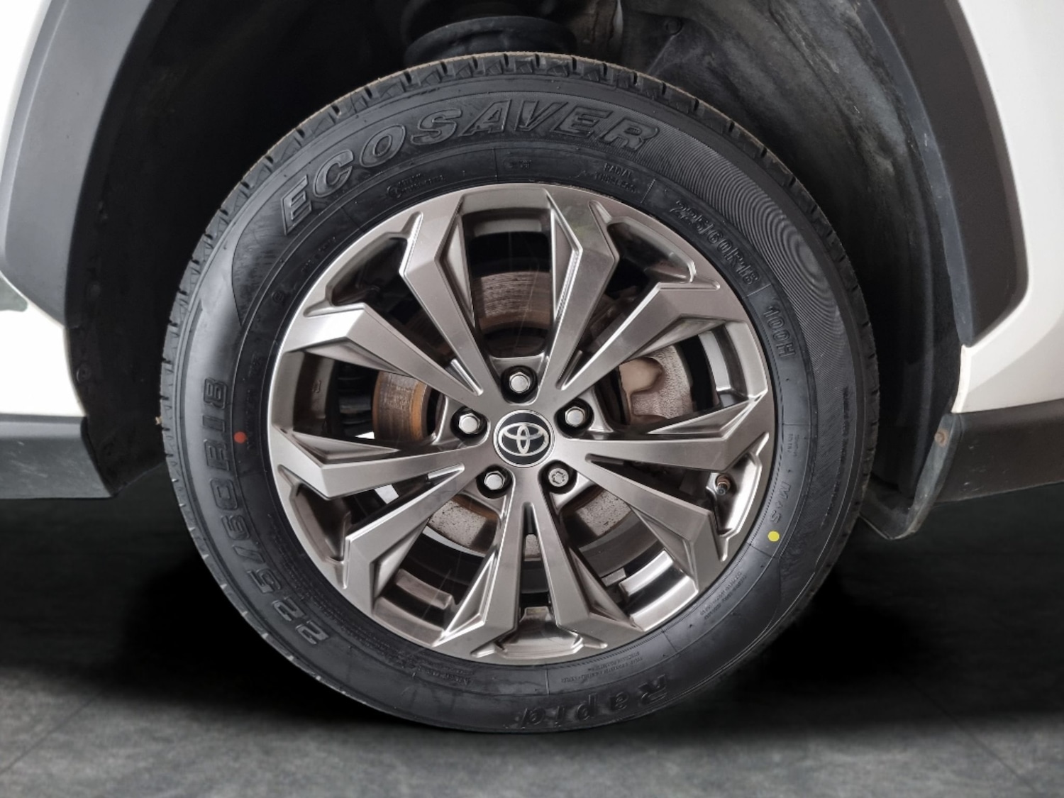 Used Toyota RAV4 2022 for sale - 76105250: Photo 28