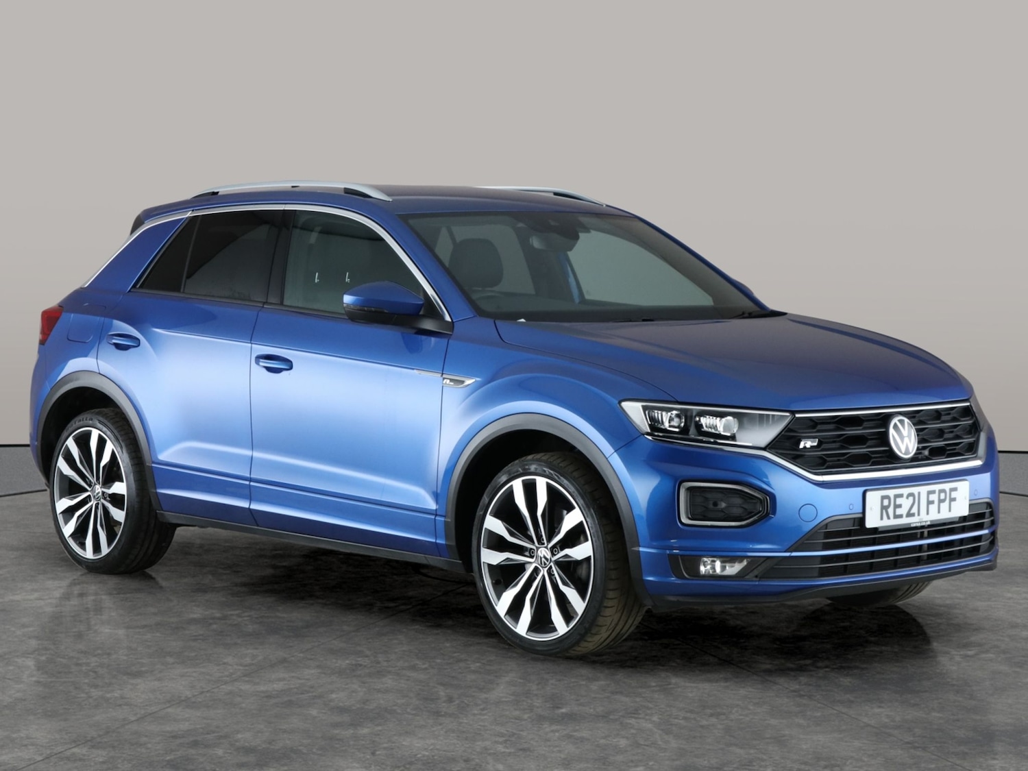 Used Volkswagen T-Roc 2021 for sale - 76580570: Photo 8