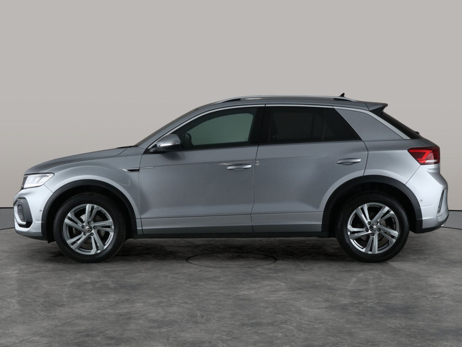 Used Volkswagen T-Roc 2022 for sale - 76480082: Photo 14