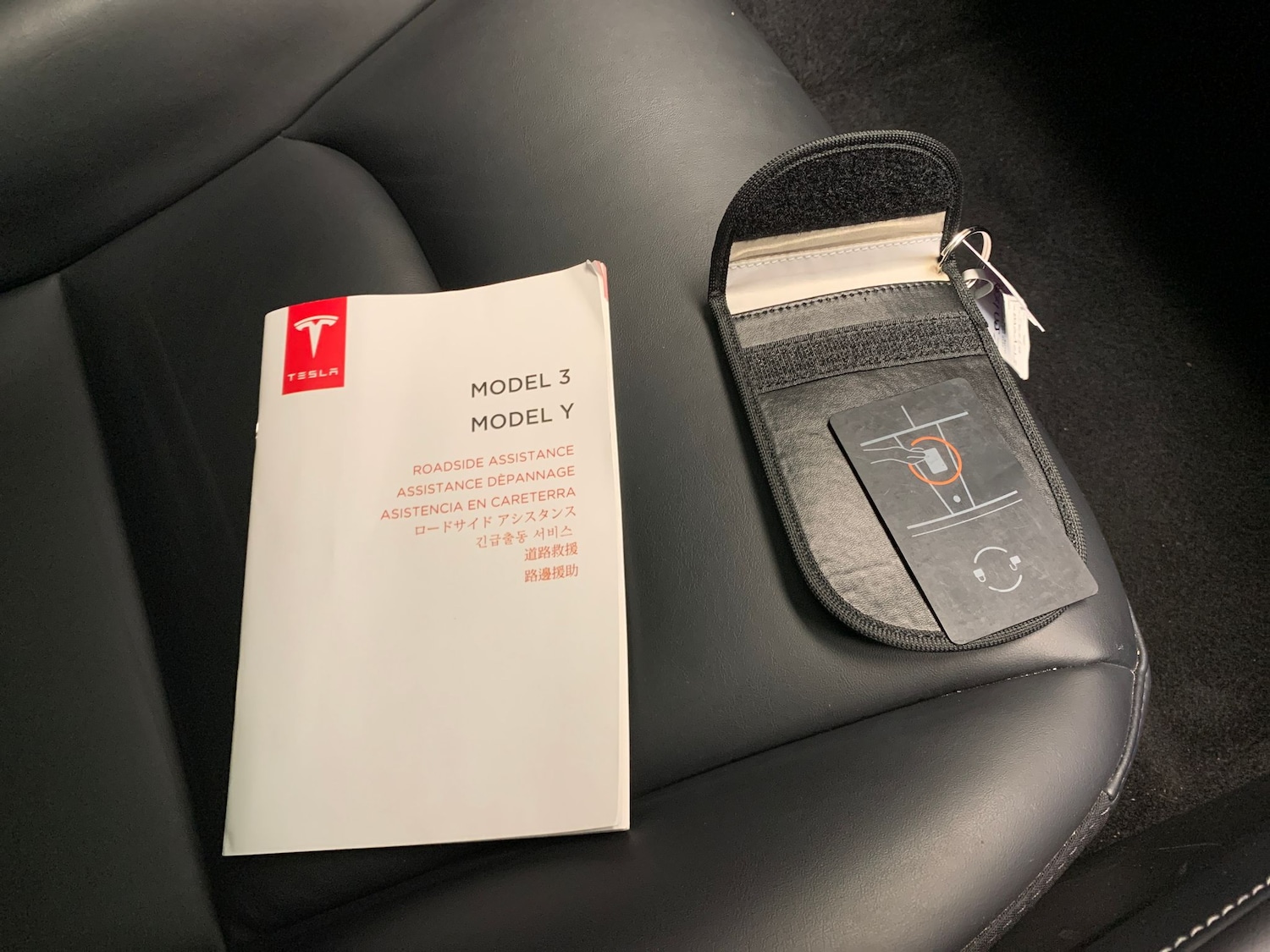 Used Tesla Model 3 for sale - 76725367: Photo 32