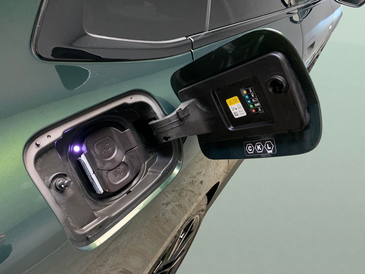 Used BMW i4 for sale - 77239781: Photo 30