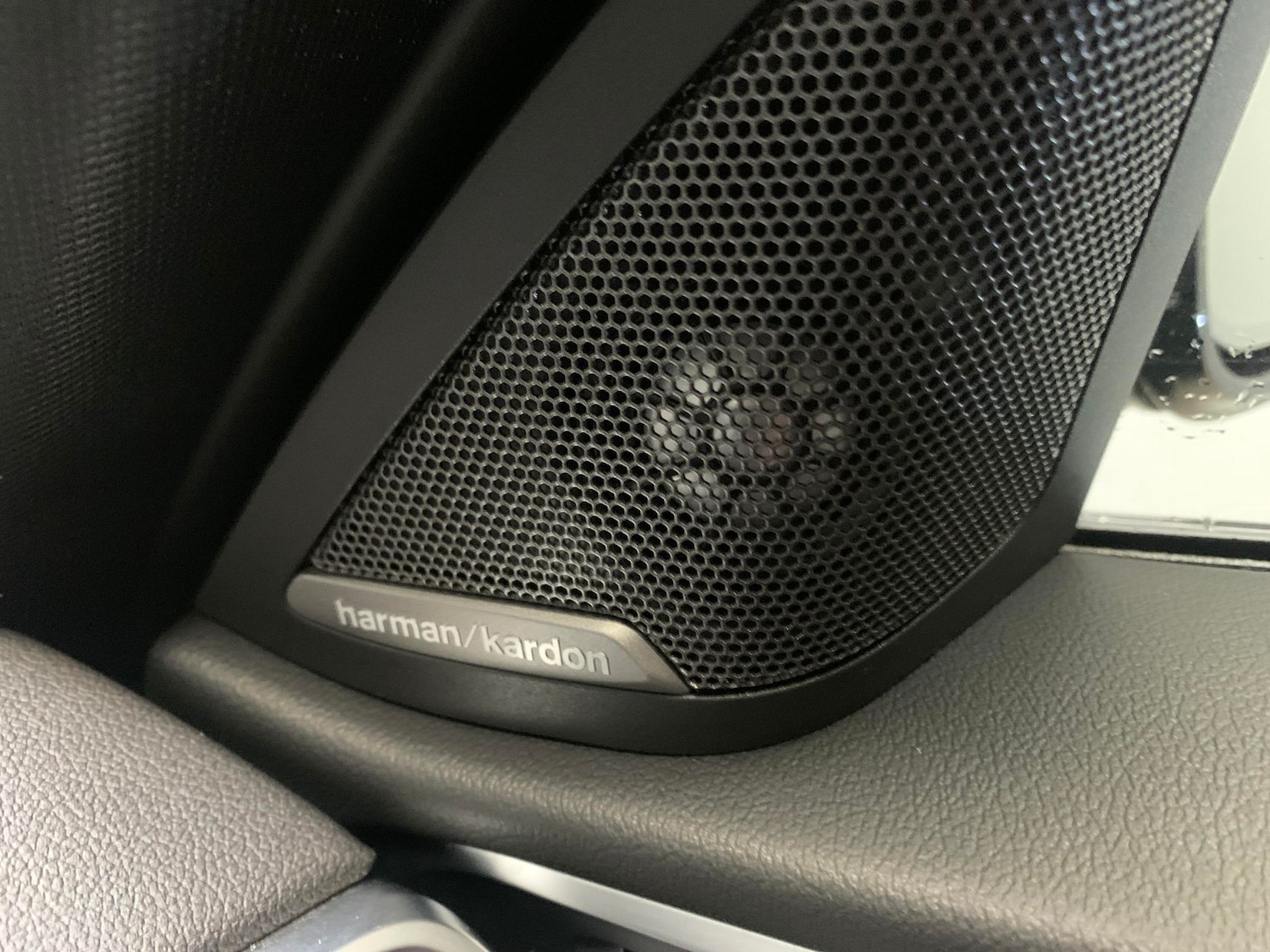 Used BMW i4 for sale - 77239781: Photo 5