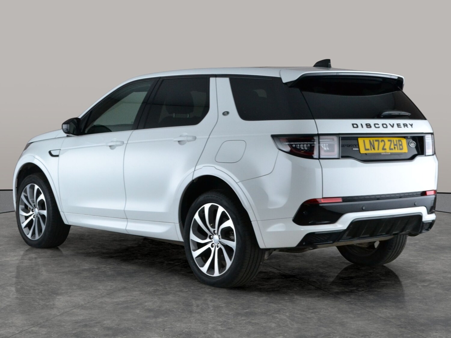 Used Land Rover Discovery Sport 2022 for sale - 77447979: Photo 14